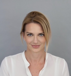 Dr. Töllösy Judit
